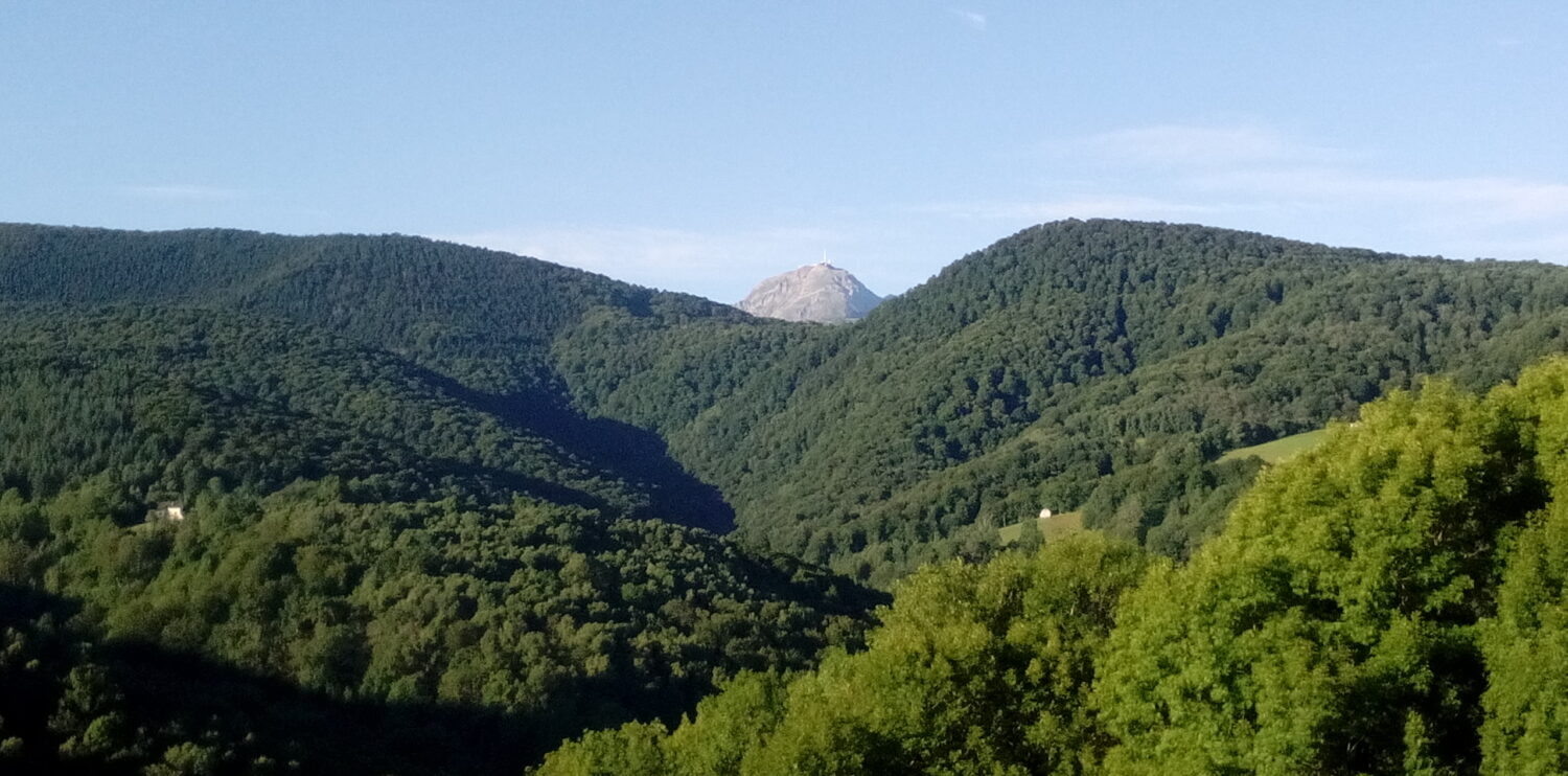 Vue sur le Pic du Midi depuis les Gîtes