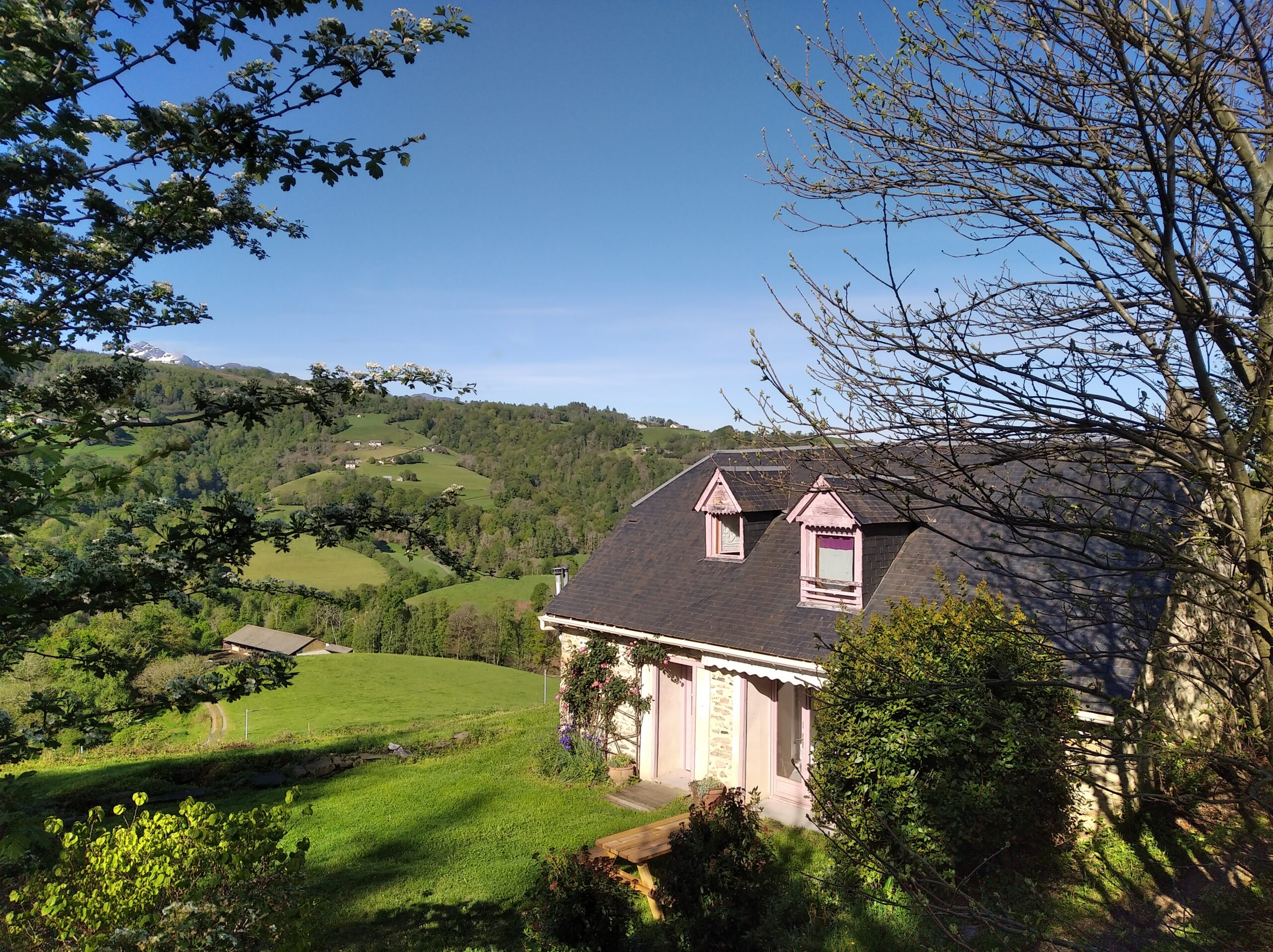 Außenbereich und Natur rund um das Ferienhaus La Hulotte